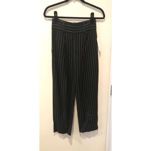 Alice + Olivia Pinstripe Cropped Pants sz 0